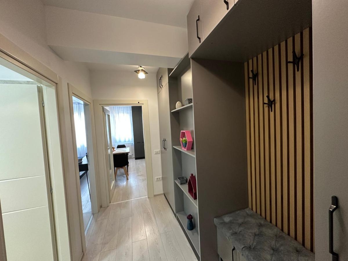 Renting Solutions Studio Iasi Extérieur photo