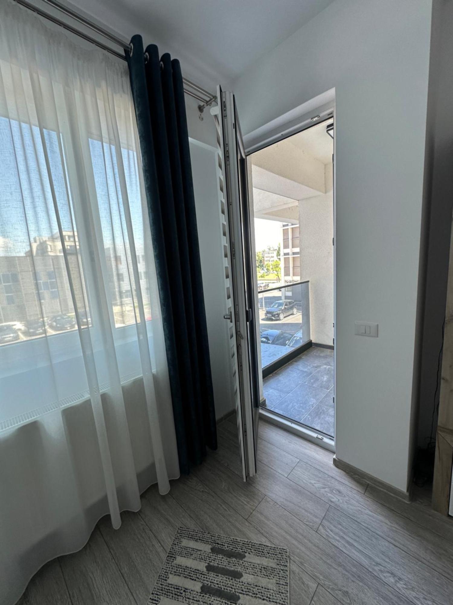 Renting Solutions Studio Iasi Extérieur photo